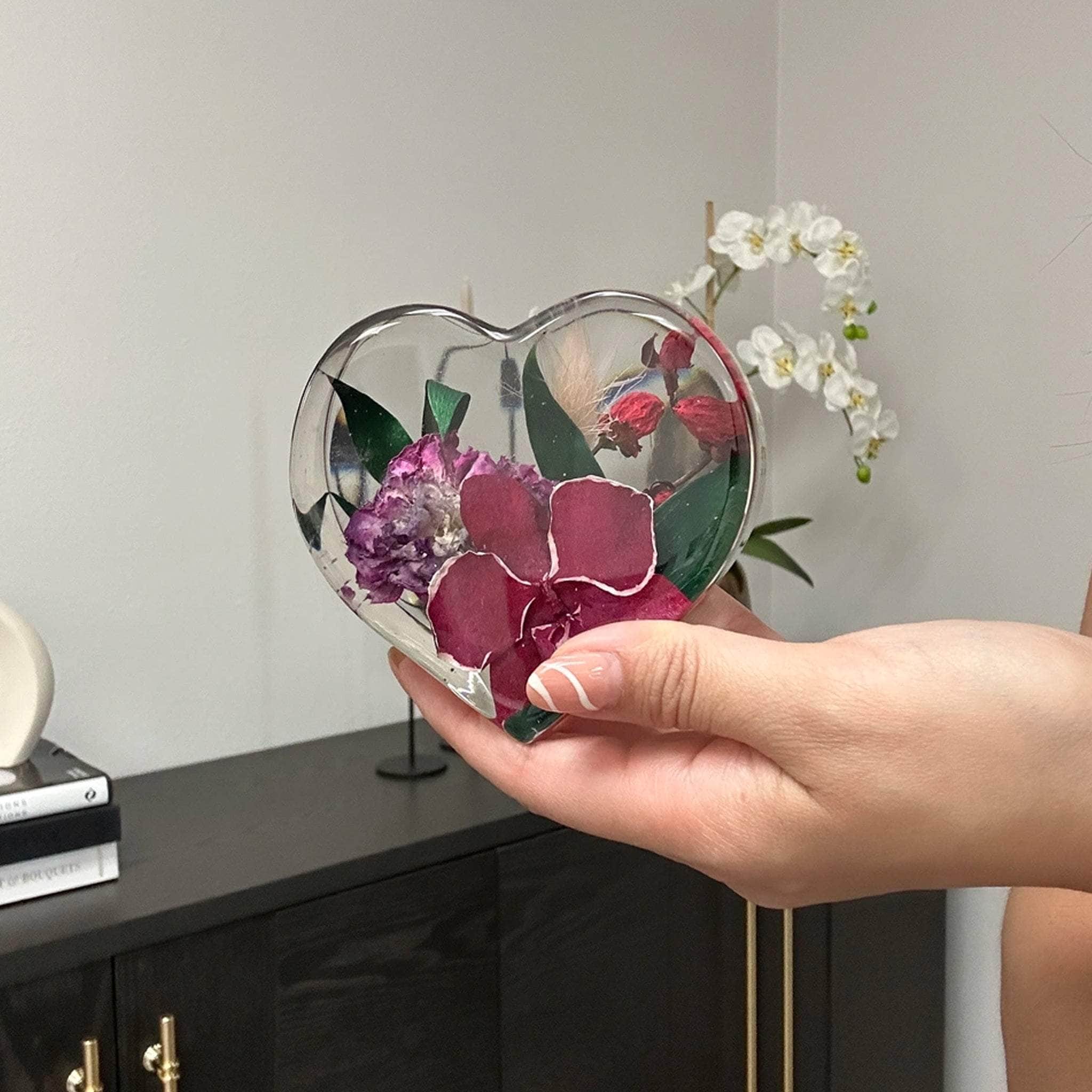 dbandrea Floral Block 3.5" Upright Heart