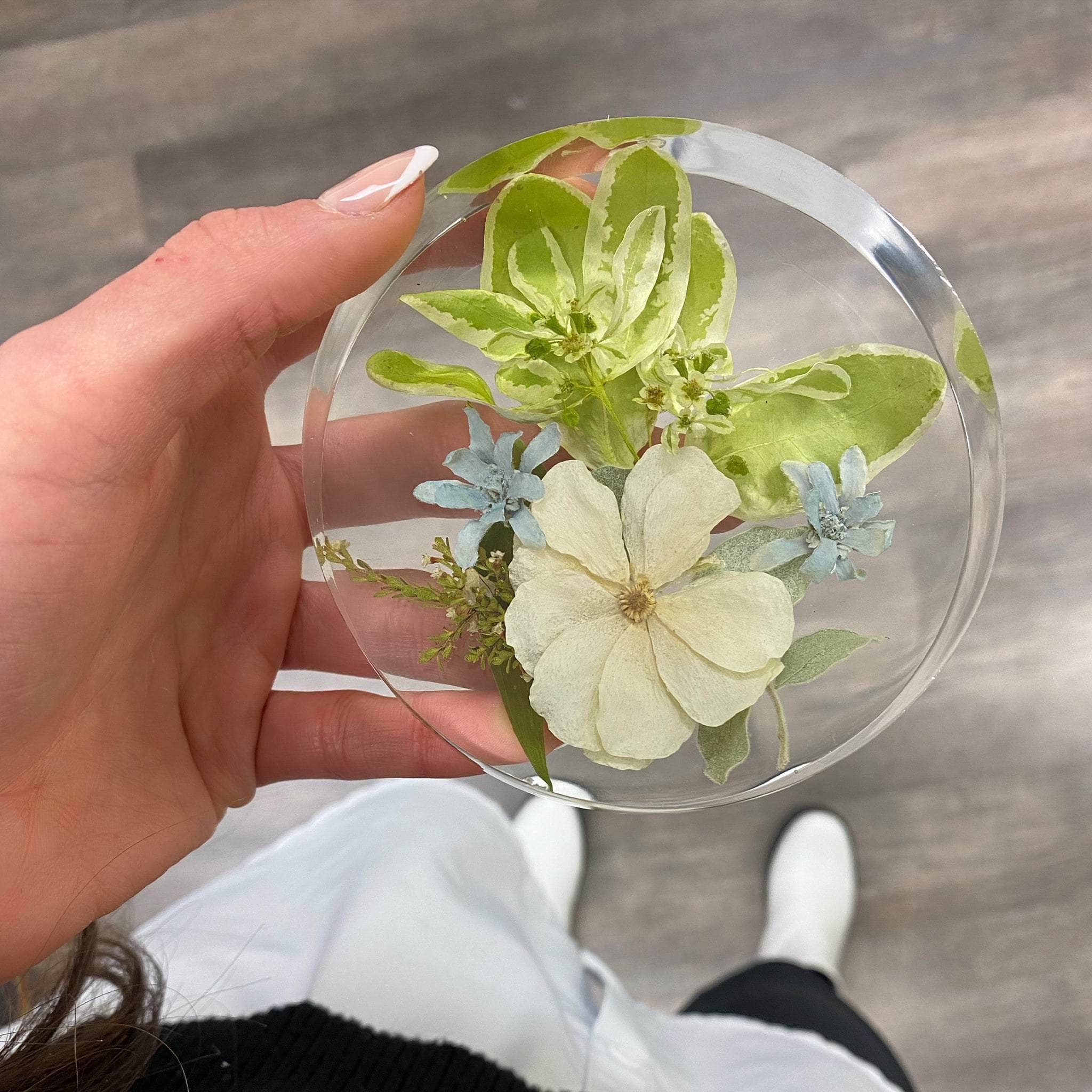 dbandrea Floral Block 4" Circle (1" thick)