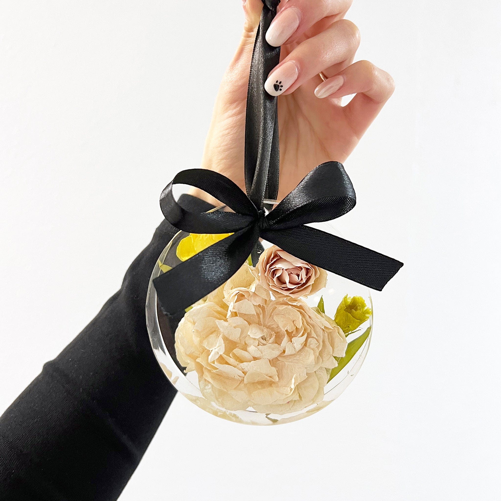 dbandrea Floral Block 4" Circle Ornament (1" thick)