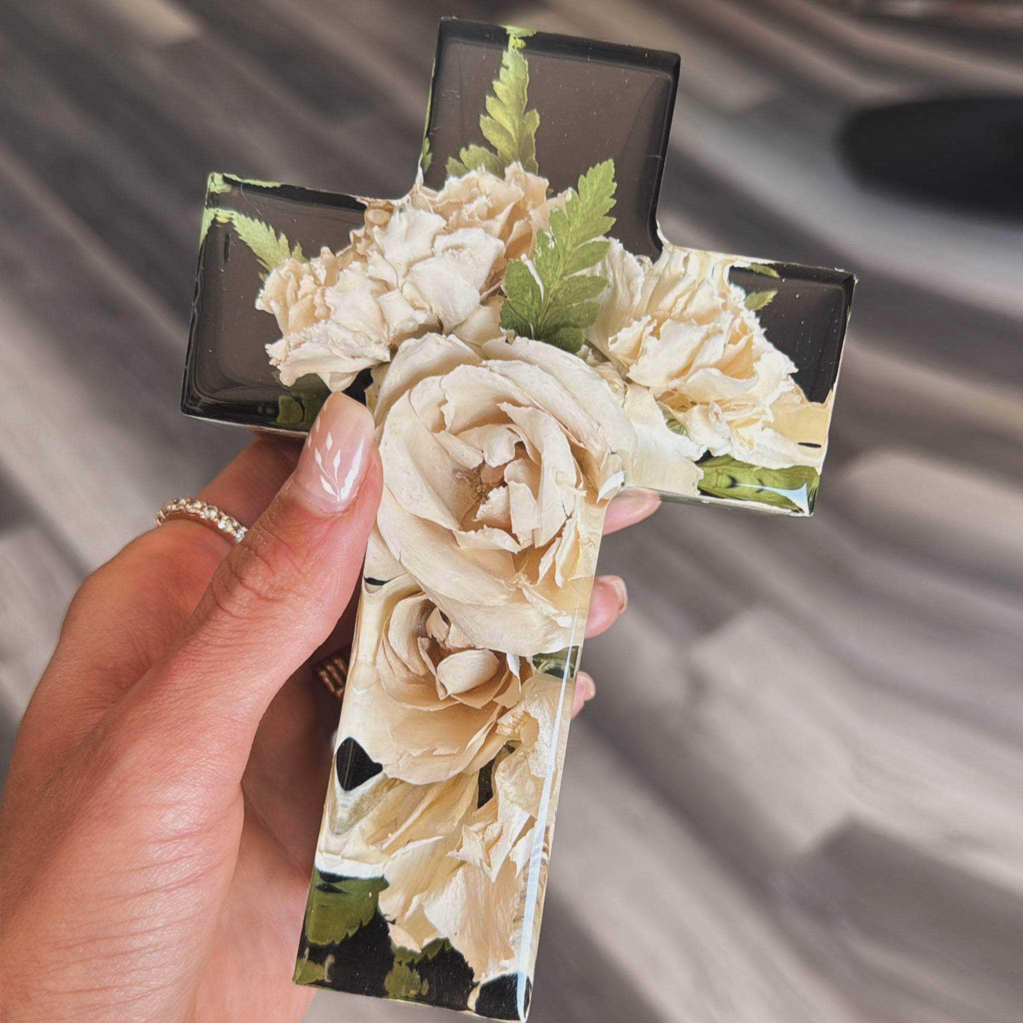 dbandrea Floral Block 6" x 4" Cross (2" thick)