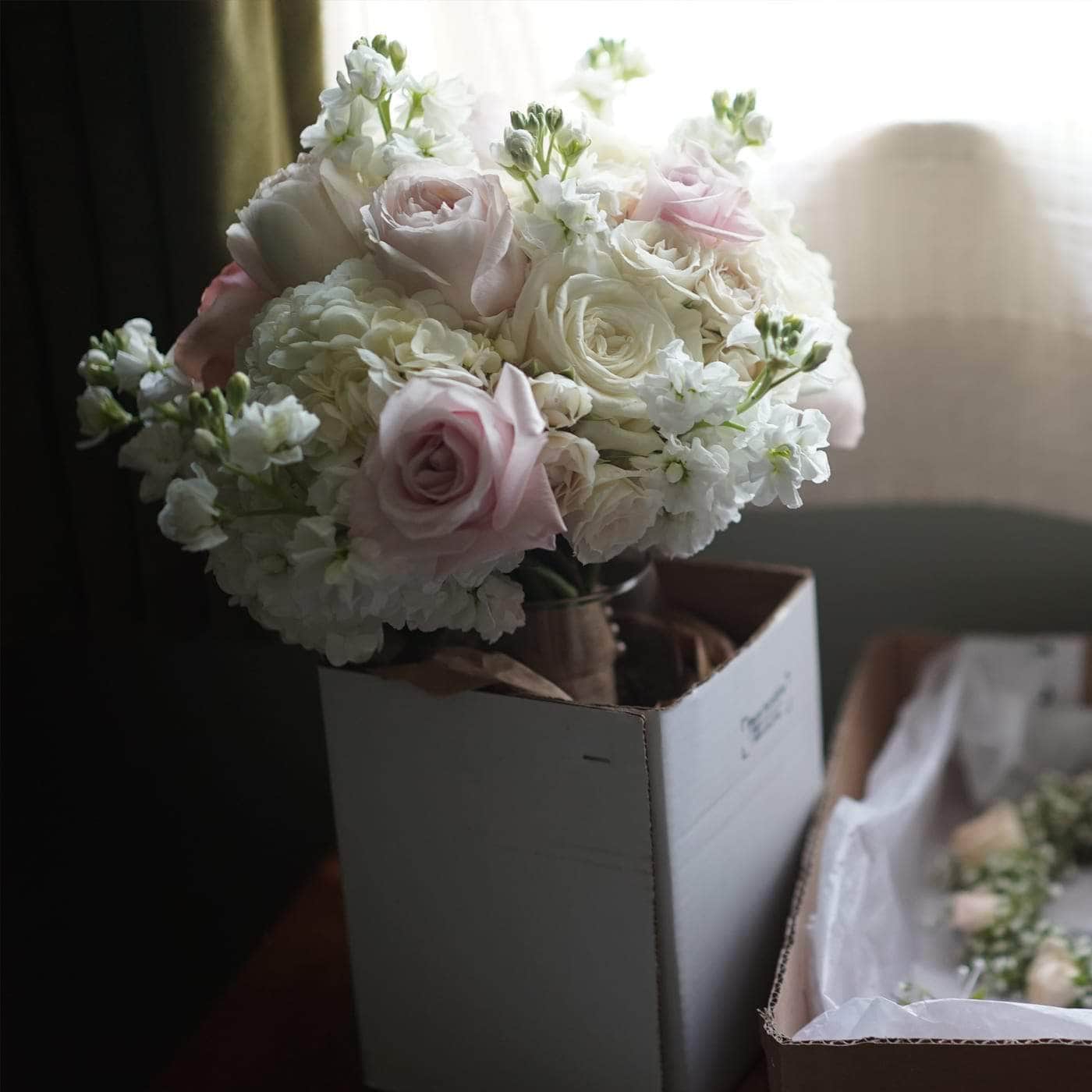 Shipping Flowers to DBA - DBAndrea