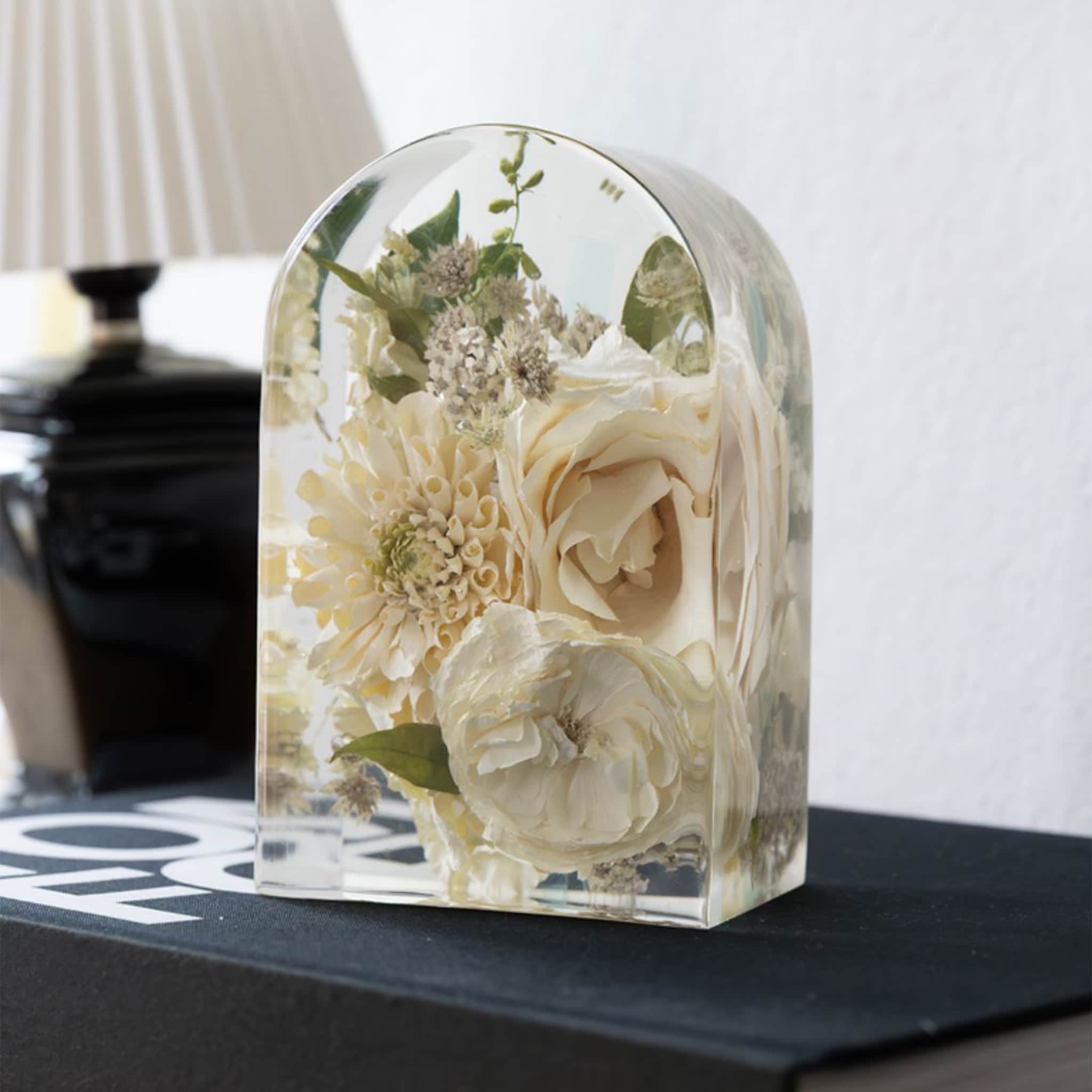 dbandrea Floral Block 7" x 4.3" Arch